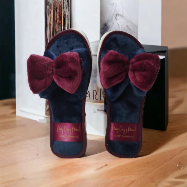 Pantufla Afelpada Con Moño - Image 2